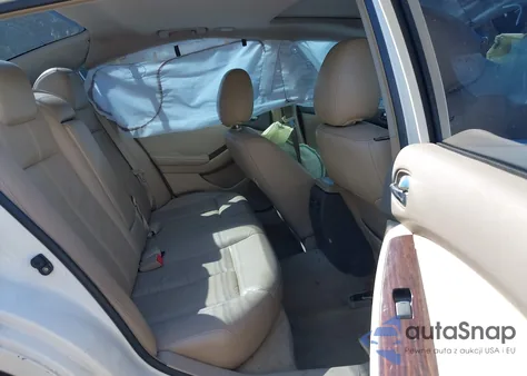 2010 Nissan Altima 2.5 S z USA, uszkodzony, nr VIN 1N4AL2AP4AN511482